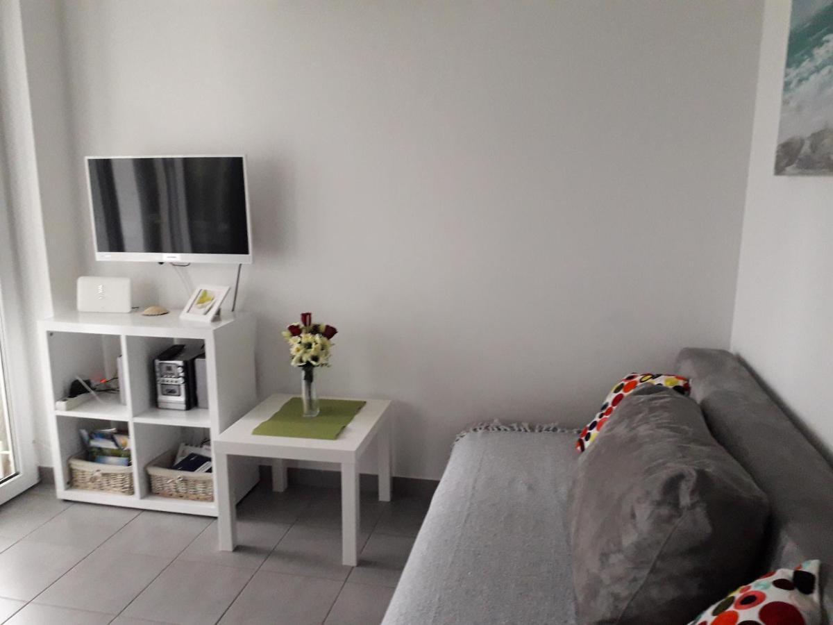 Apartment Zea Novalja Bagian luar foto